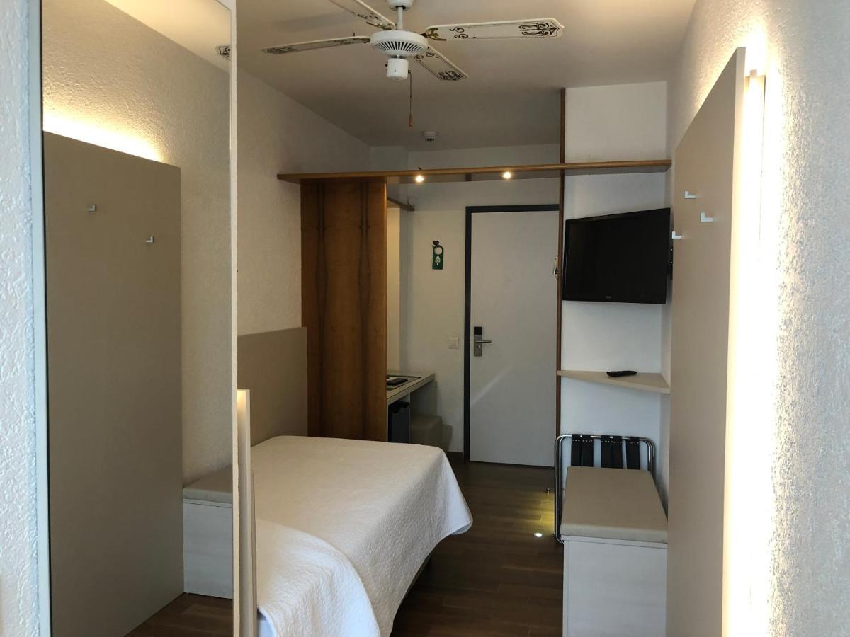 Hotel Campione Bissone Kültér fotó