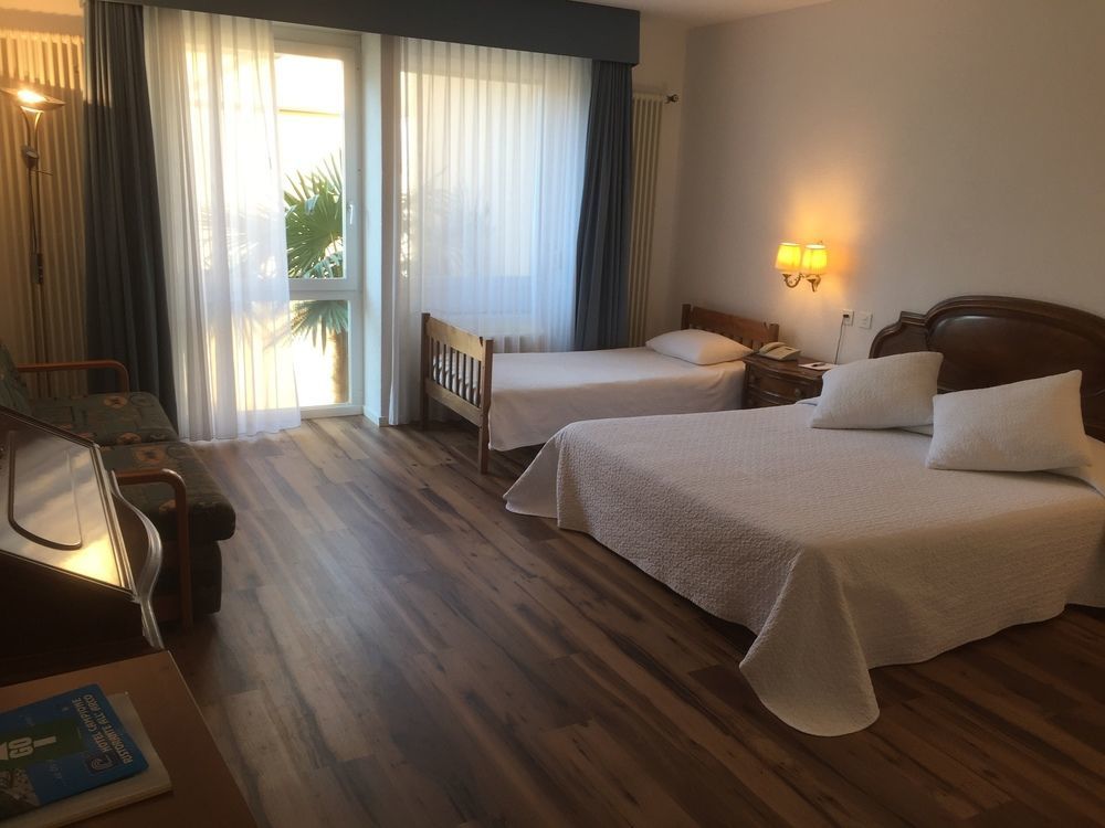 Hotel Campione Bissone Kültér fotó